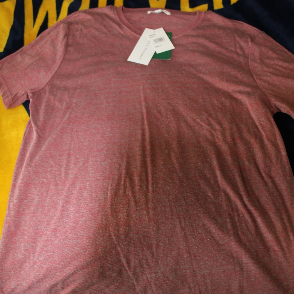 Threads 4 Thought Large Lava t-shirt, New